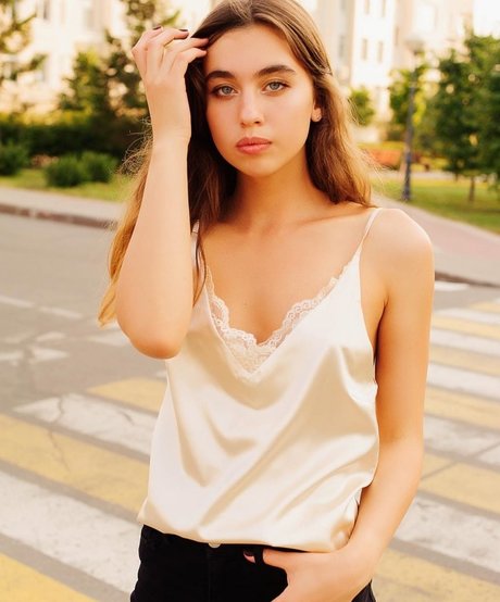 Diana Pozhidaeva pornographic model photos