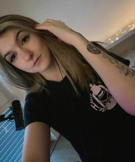 Lumenti free star pics