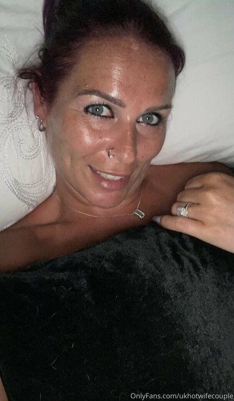 eyes onlyfans pornographic archive