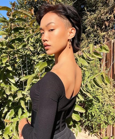 Tori Pareno high quality model picture