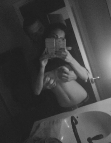 Sultrysanguine star top image