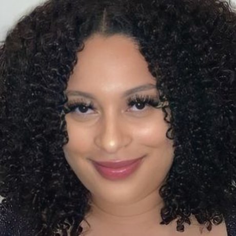 Thegirlofyourdreamz adult model img