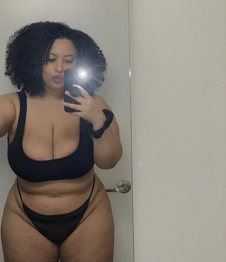 Thegirlofyourdreamz pretty model pics