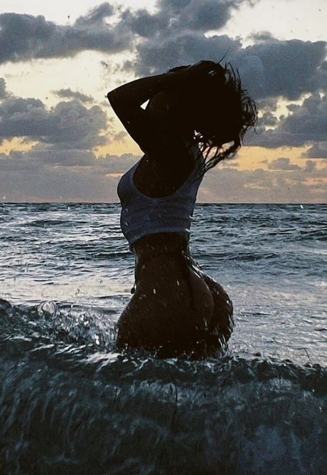 Akirayass top actress picture