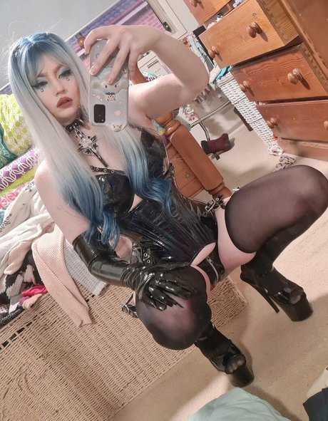 slowpokecosplay star hot picture