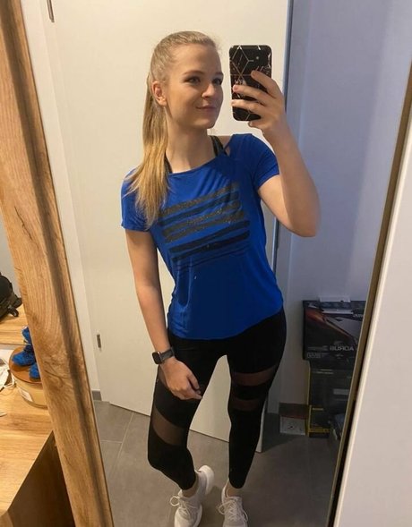 Sintica star nudes pic