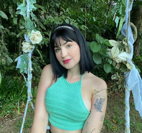 Bella Sant nudes actress gallery