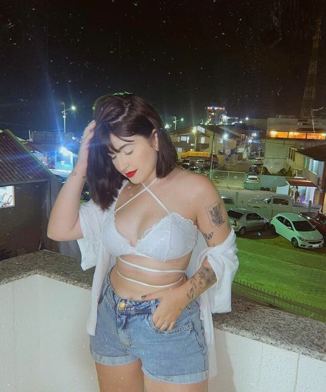 Bella Sant pornstar art pictures