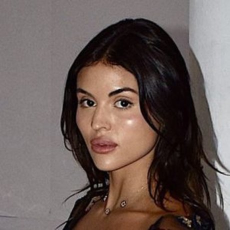 Holly Scarfone exclusive actress picture