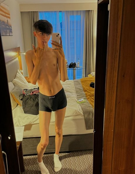 dolladills pornstar sexy picture