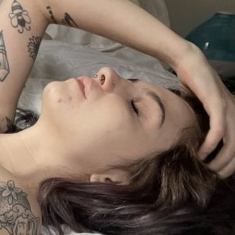 Noah Ivy exclusive star gallery