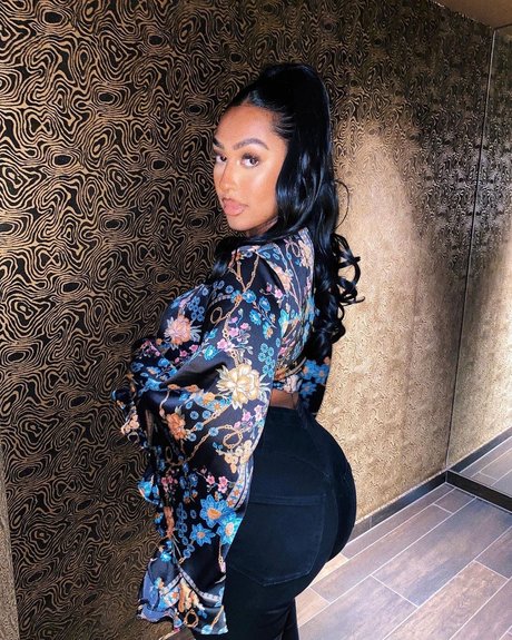 iLLi y high quality actress img