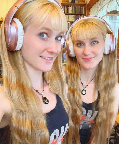 Camille And Kennerly nice pornstar image