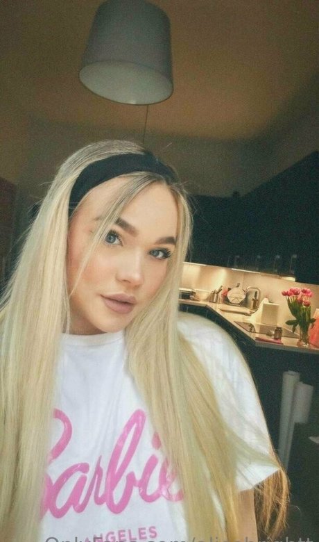 alicebrightt model hd image