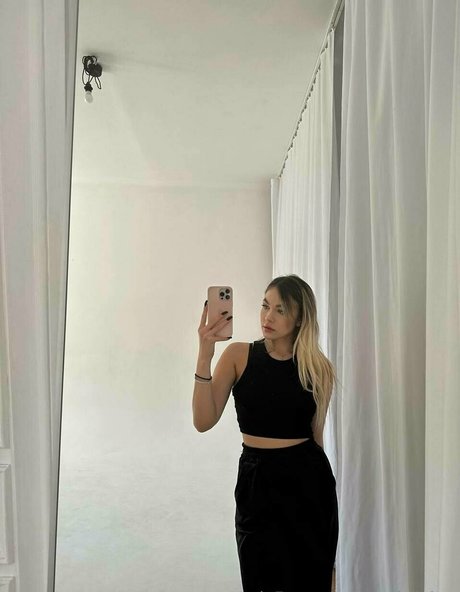 alicebrightt nice model img