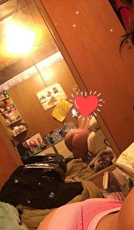 Lovelyluvs sexy model archive