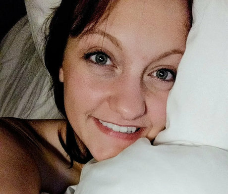 naked yoga onlyfans free pics