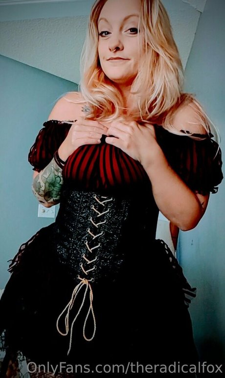 theradicalfox pornstar adult picture