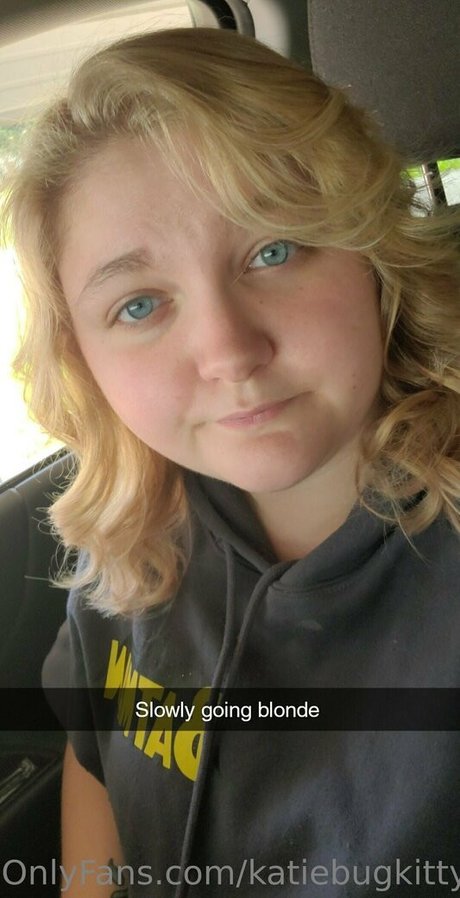 katiebugkitty122 model high quality pictures