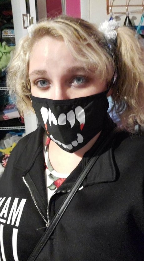 katiebugkitty122 perfect model img