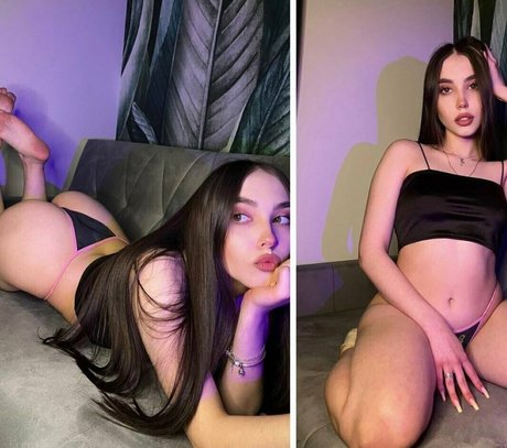 emilycandy1 nude pornstar image