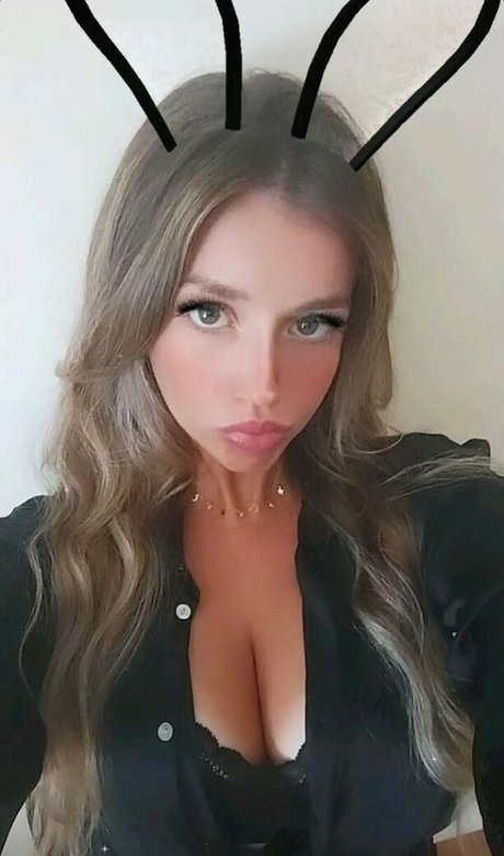 male naked onlyfans exclusive picture