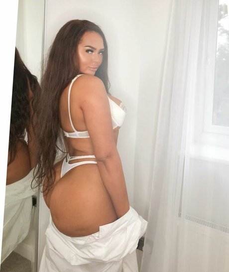 Big Brother Girls erotic star images