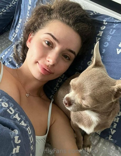 erika cherry Quick model image