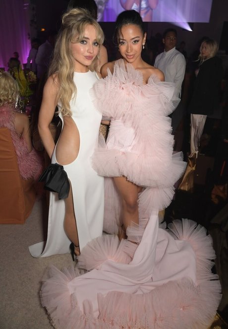 blonde cum onlyfans perfect pics