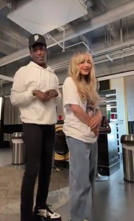 cuckquean onlyfans sexy picture