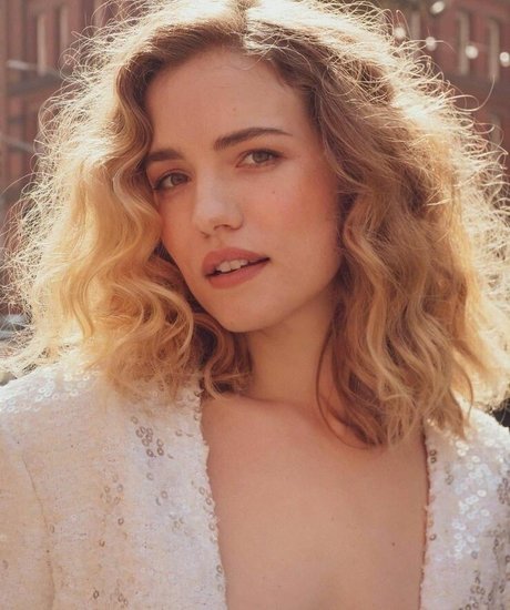 Willa Fitzgerald free star images