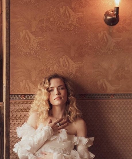 Willa Fitzgerald pornstar high quality gallery