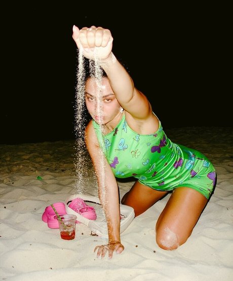 big tits midget onlyfans beautiful naked pic