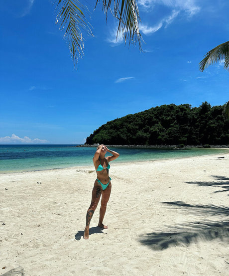 simona a star naked galleries