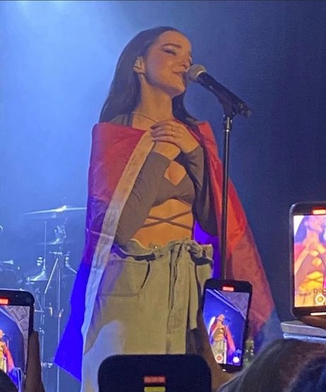 Dove Cameron star hd galleries