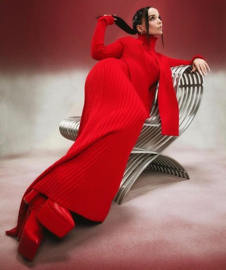 Dove Cameron free model images