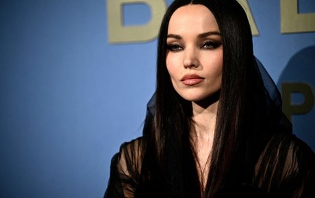 Dove Cameron pretty model pictures