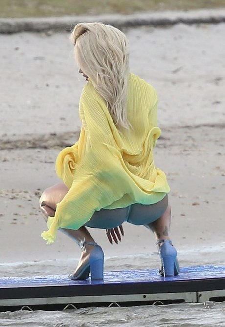 perfect shemale onlyfans sexy archive