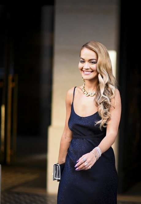 big tits stepmom onlyfans sexy galleries