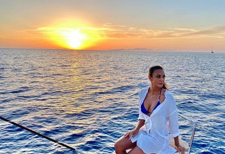 Eva LaRue beautiful pornstar pics