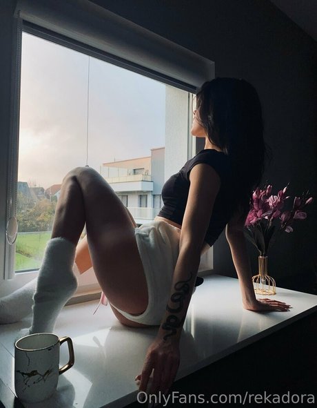 rekadora model free pic