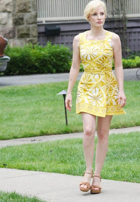 Jessica Chastain model art images