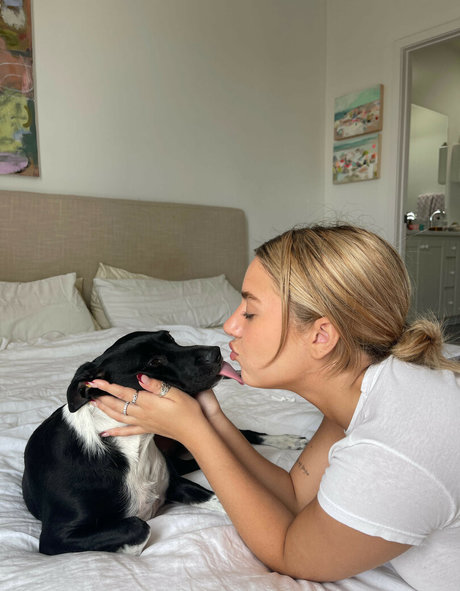 Mackenzie Ziegler Profile pic