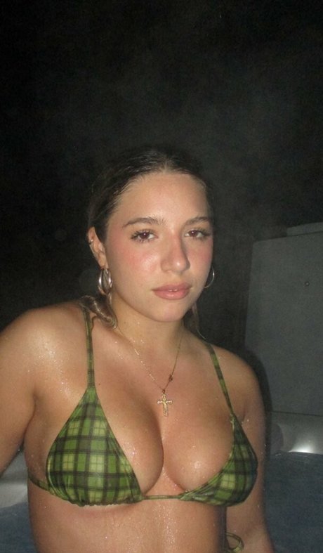 huge shemale onlyfans beautiful xxx pictures