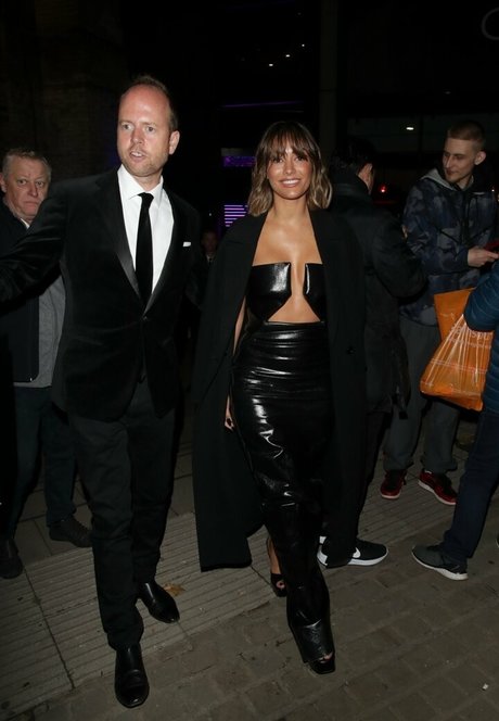 Frankie Bridge model best picture