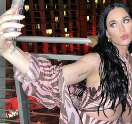 thick anal onlyfans adult pic