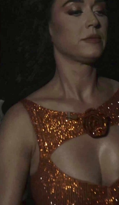 tiny onlyfans nudes pictures