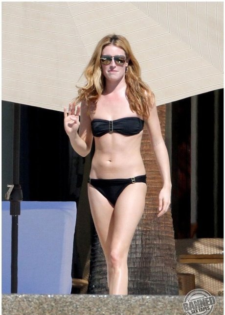 Cat Deeley star img
