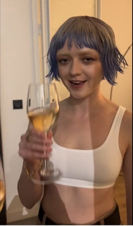 goth teen onlyfans nude pics