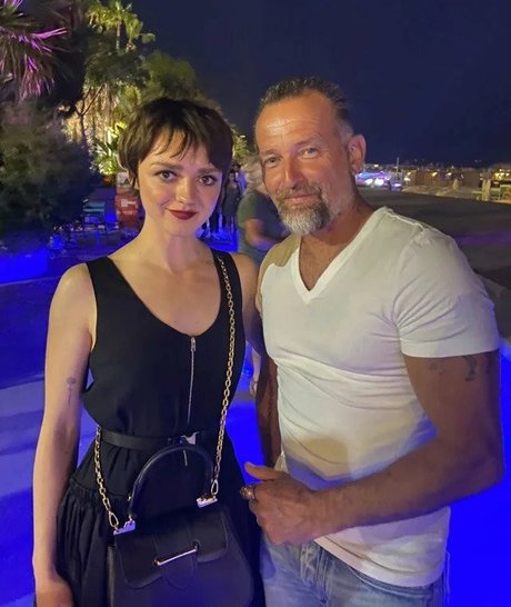 Maisie Williams high quality actress gallery